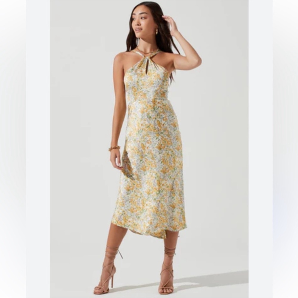 ASTR the Label - yellow floral midi dress